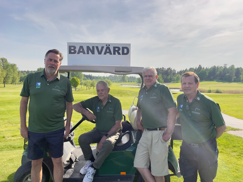 Säg hej till våra golfvärdar!