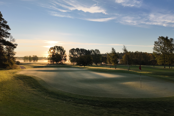 Välkommen till oss!